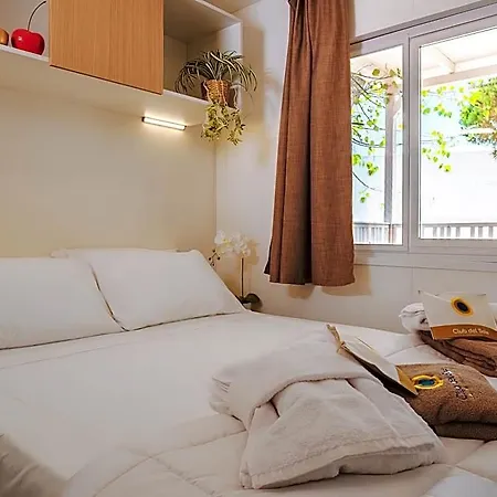 Pini Village Szálloda 4*